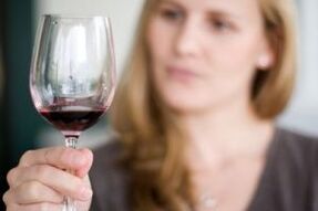 compatibility using alcohol and antibiotics