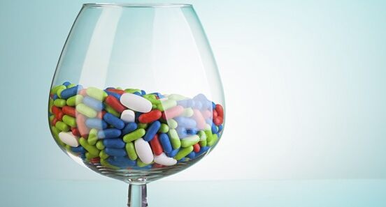 Research on the compatibility of antibiotics and alcohol